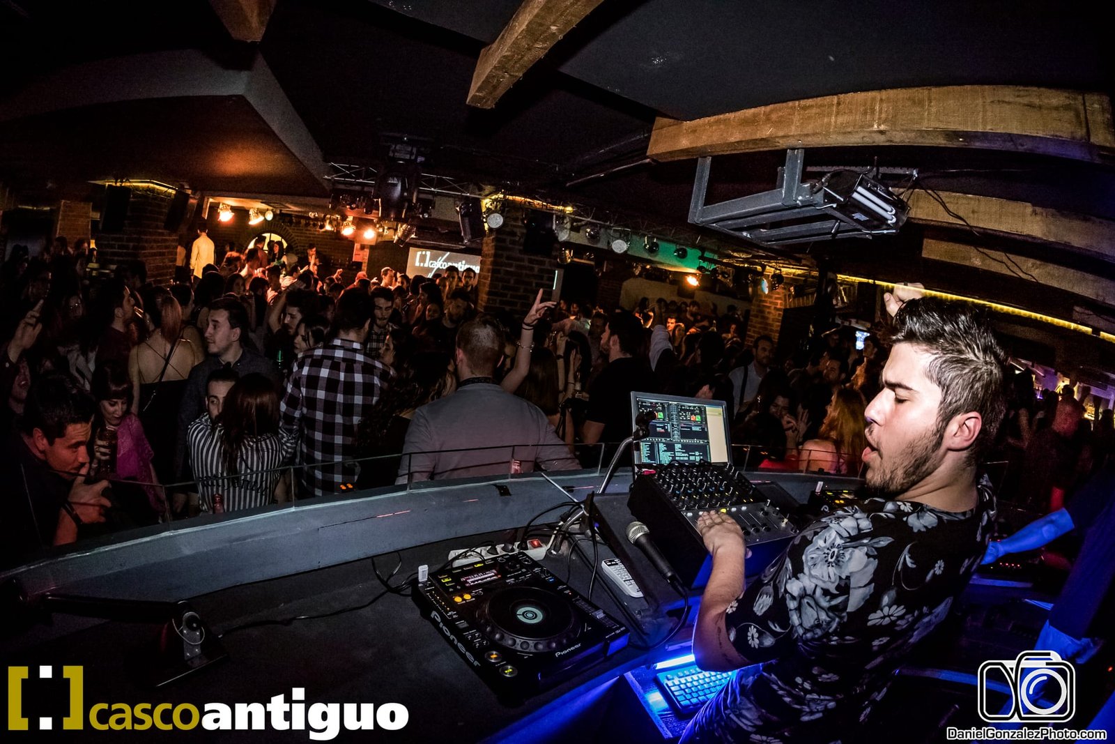 Concierto en directo en la sala
